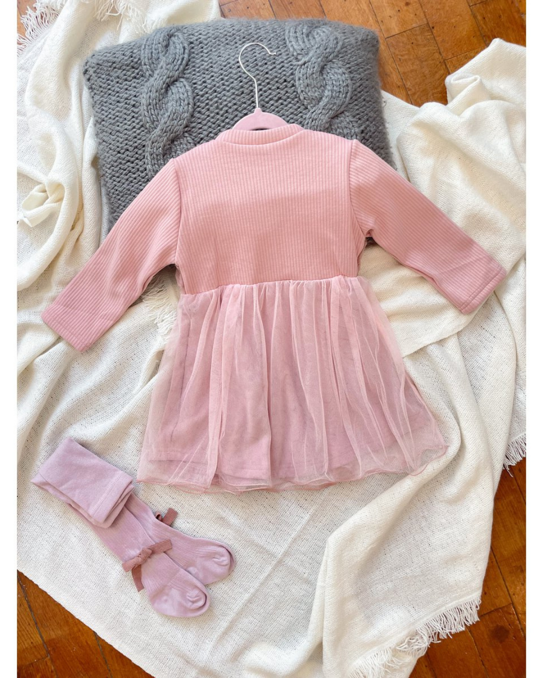 Roze tule jurkje met bontgilet