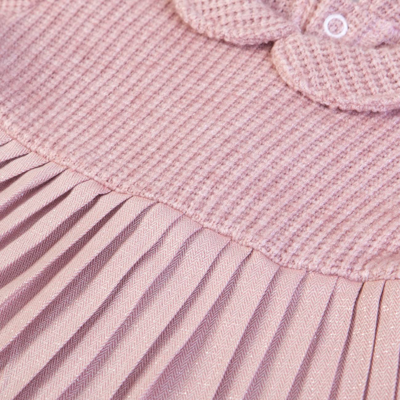 Roze gebreid plooi jurkje