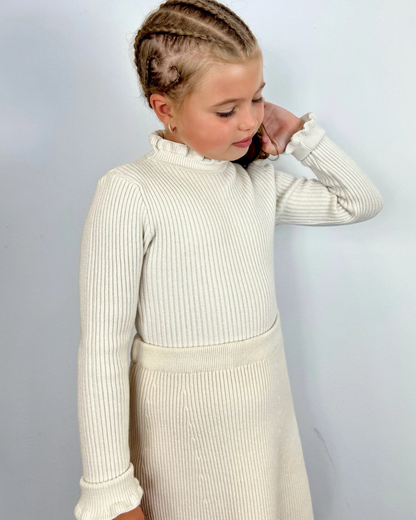 Geribbelde warme trui met ruches