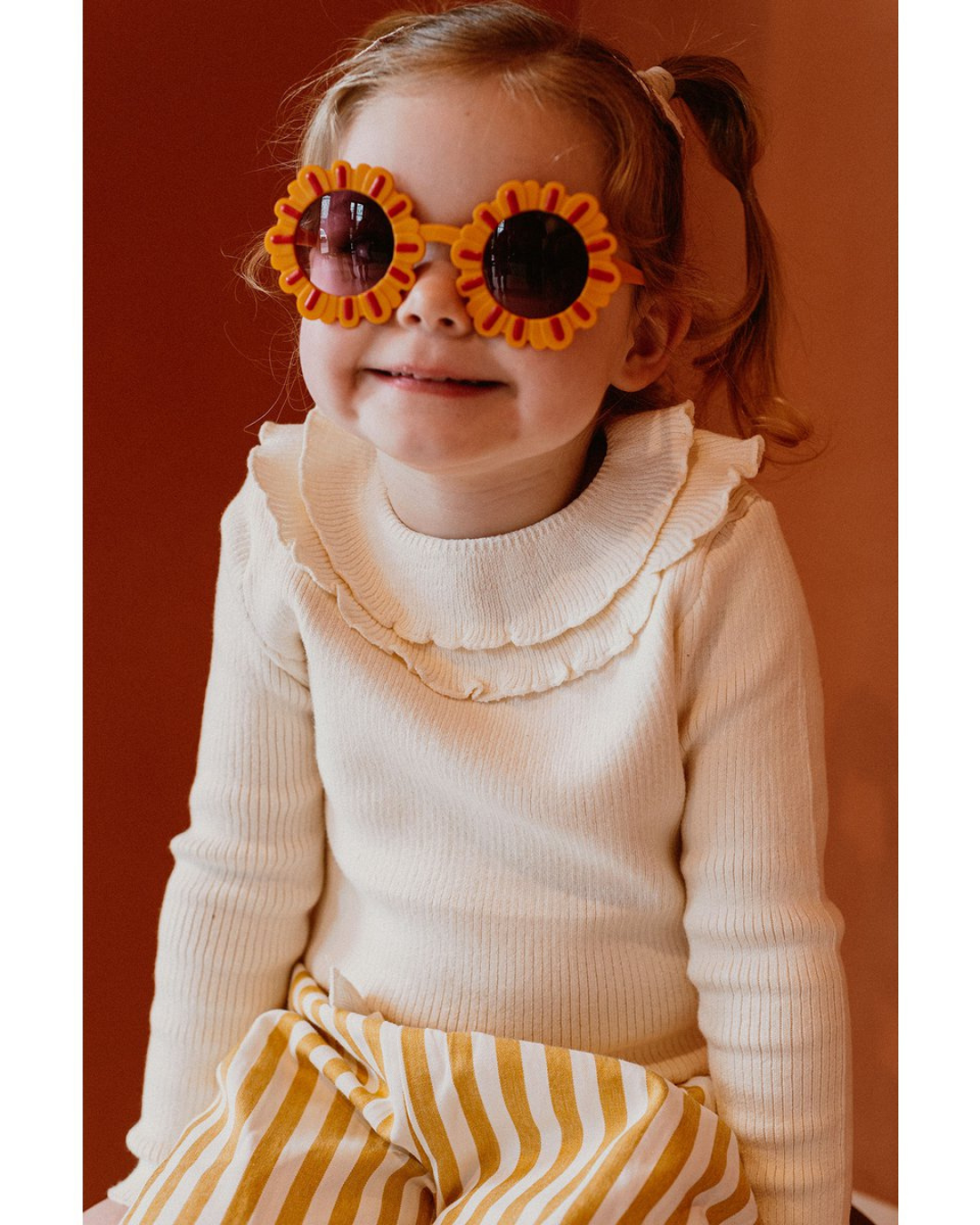 Geribde trui met dubbele halslijn