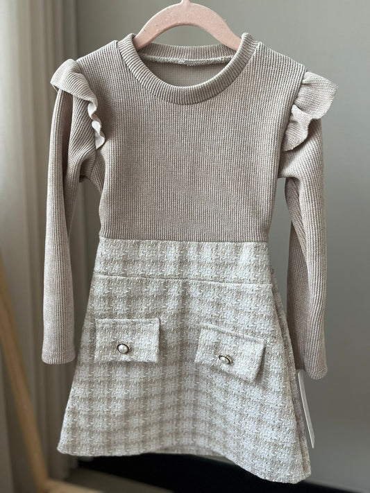 Beige jurkje met tasje