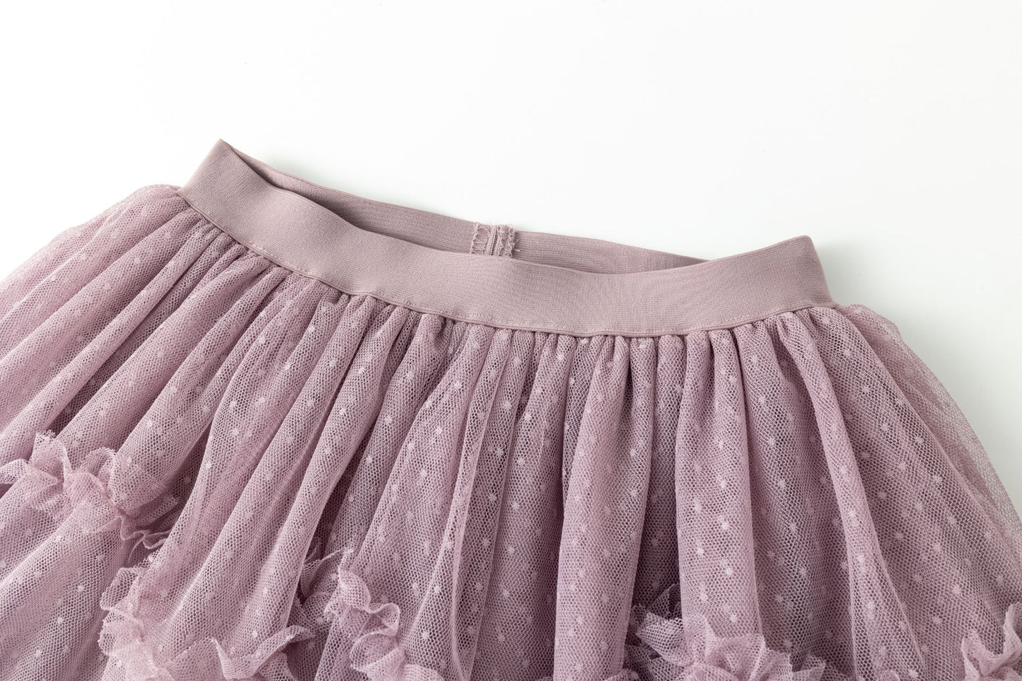 Lila tule rokje met stipjes en ruches