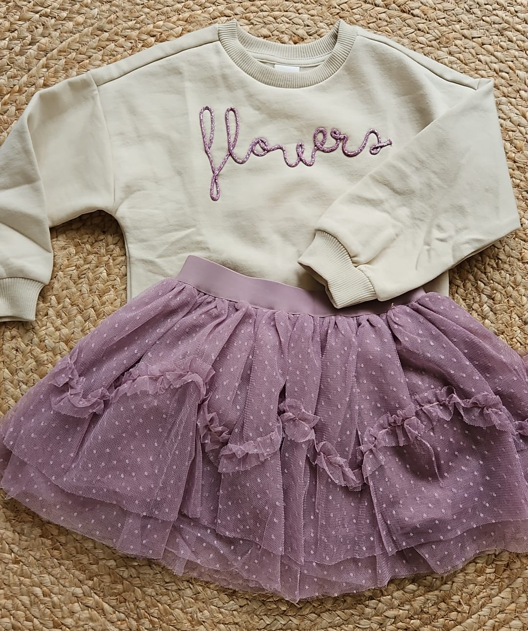 Lila tule rokje met stipjes en ruches